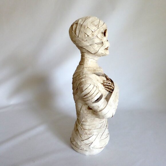 NEW 14.5” HOLIDAY BARN GOTHIC HALLOWEEN MUMMY BUST LED LIGHT UP RESIN SCULPTURE - Picture 2 of 15